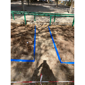 Delimitación del espacio elegido en el patio para el huerto