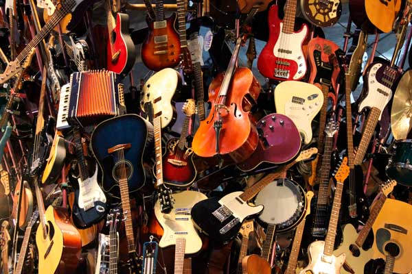 Muchos instrumentos musicales