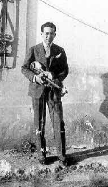Ángel con su violín Ángel con su violín