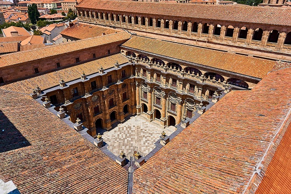 Patio de la Universidad de Salamanca visto desde arriba